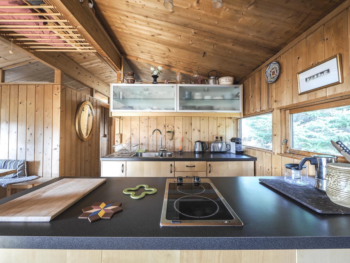 Lovely Cabin In The Capital Area With Hot Tube Хабнарфьордюр Экстерьер фото